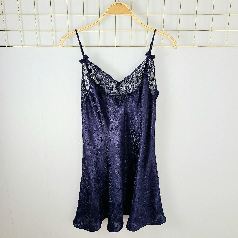 Victoria's Secret Gold Label Navy Blue Lace Satin Chemise Slip Short Nightgown